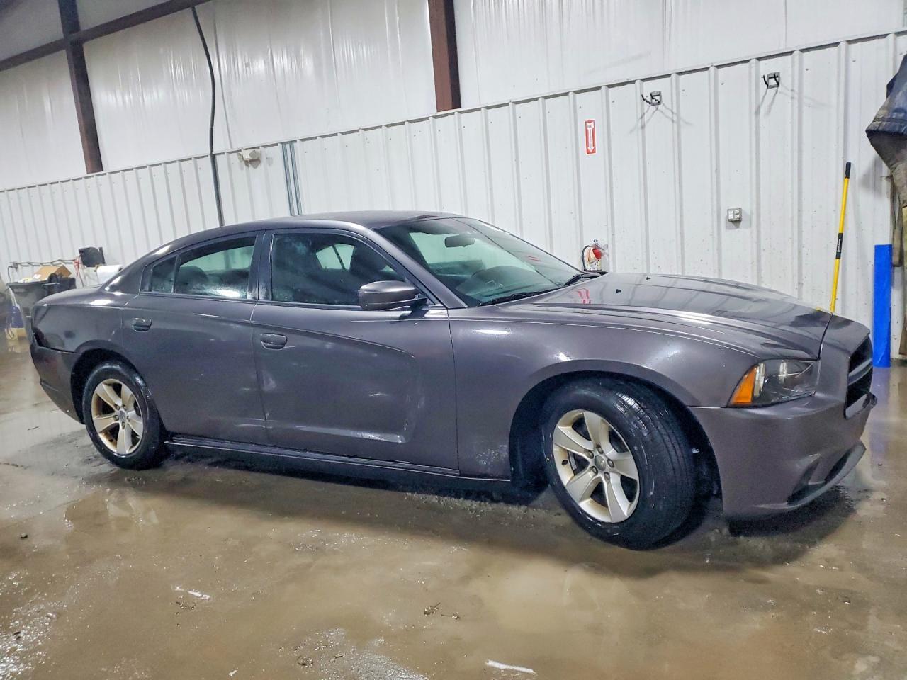 2013 DODGE CHARGER