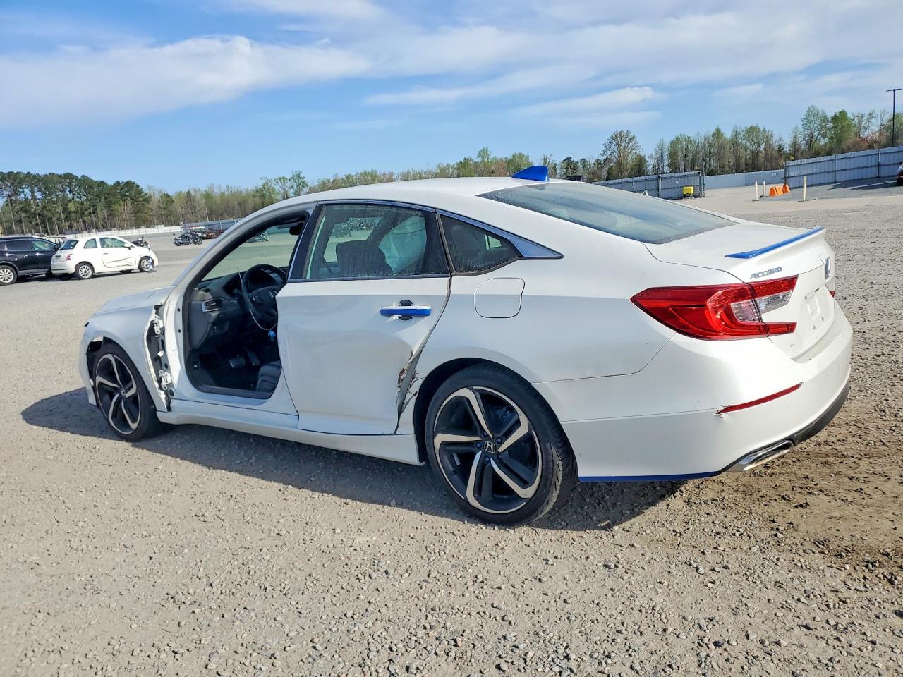 2018 HONDA ACCORD