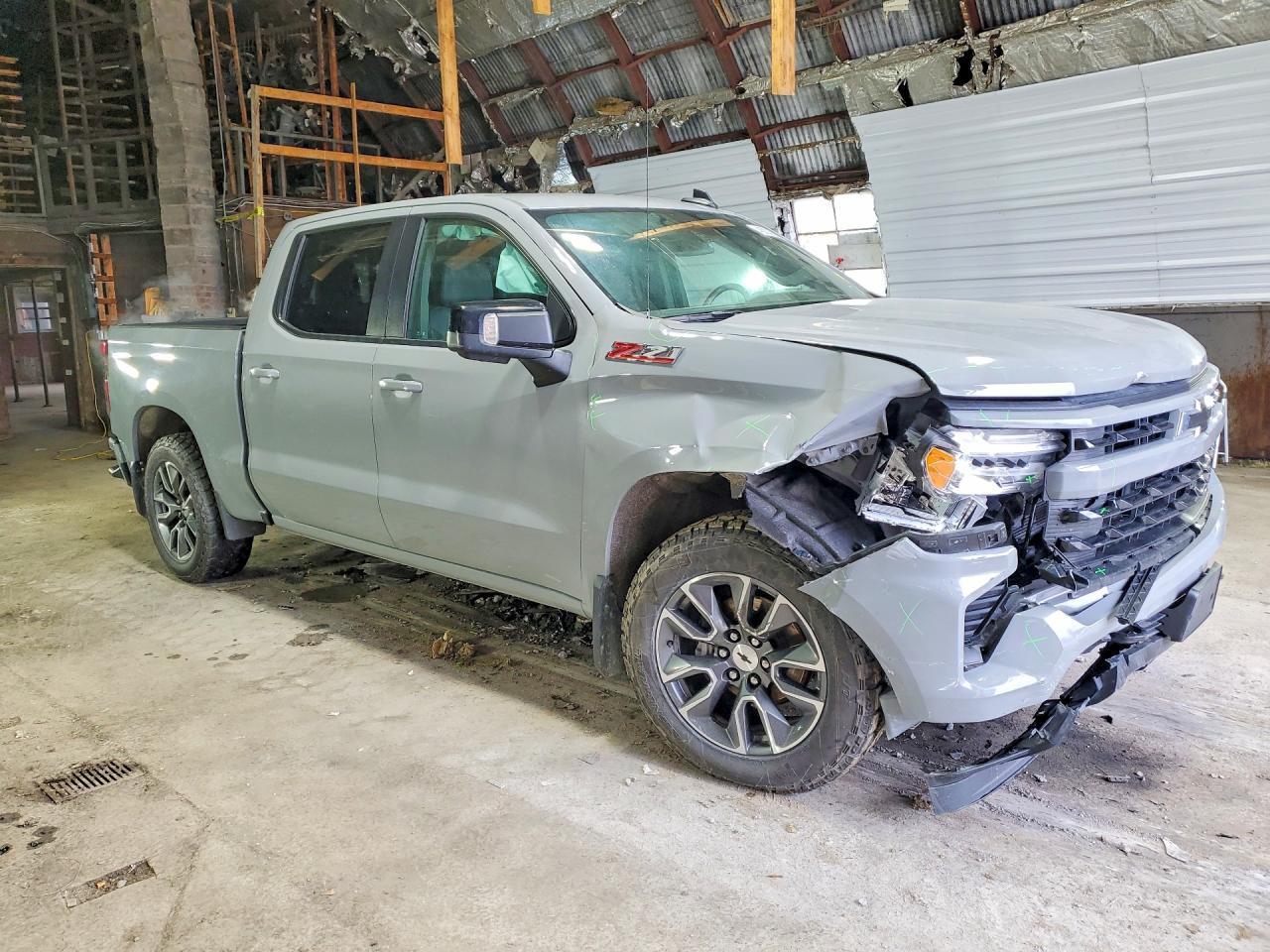 2024 CHEVROLET Silverado