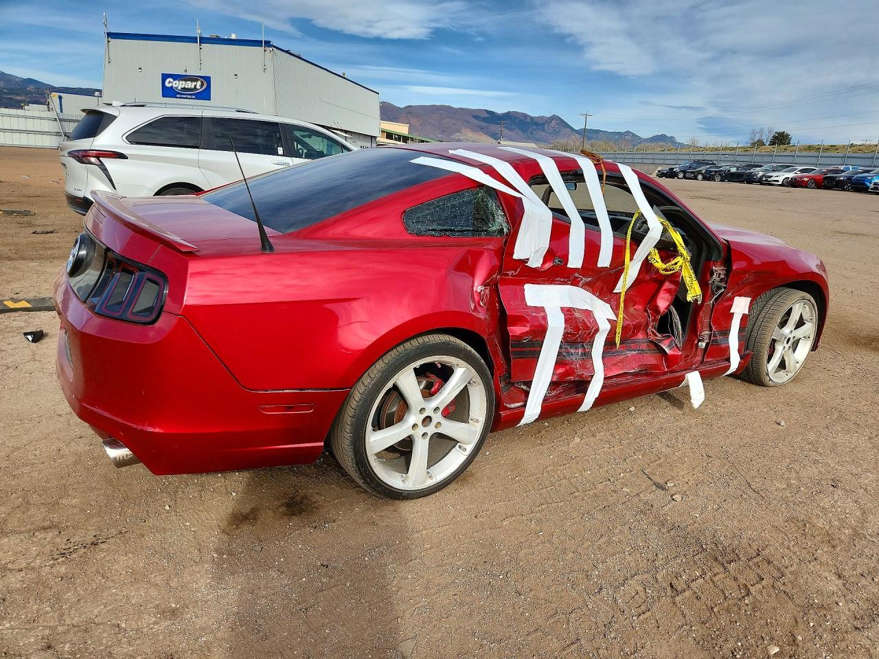 2013 FORD MUSTANG