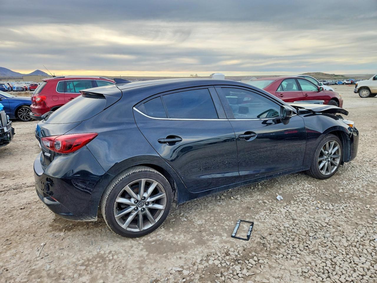 2018 MAZDA 3