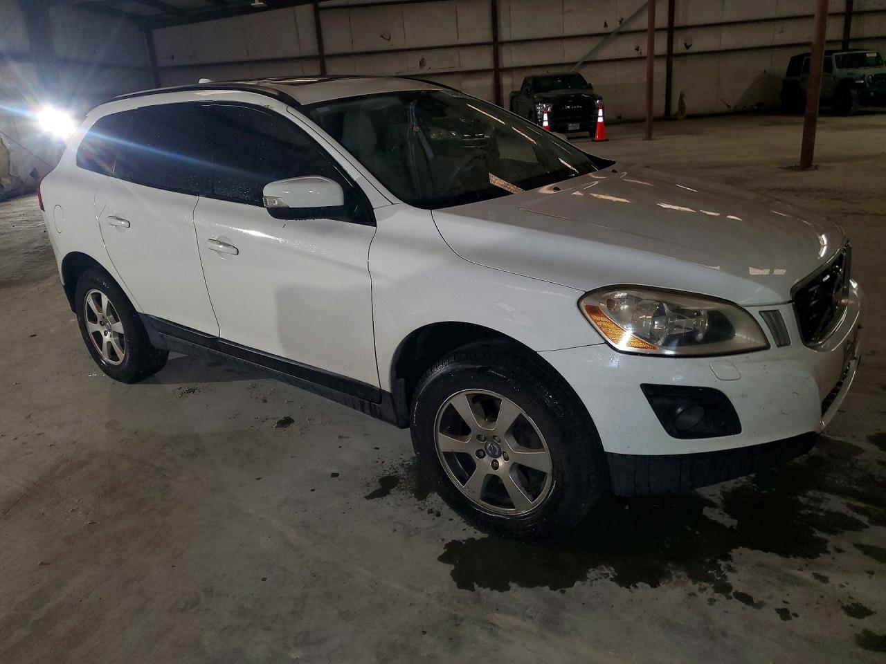 2010 VOLVO XC60