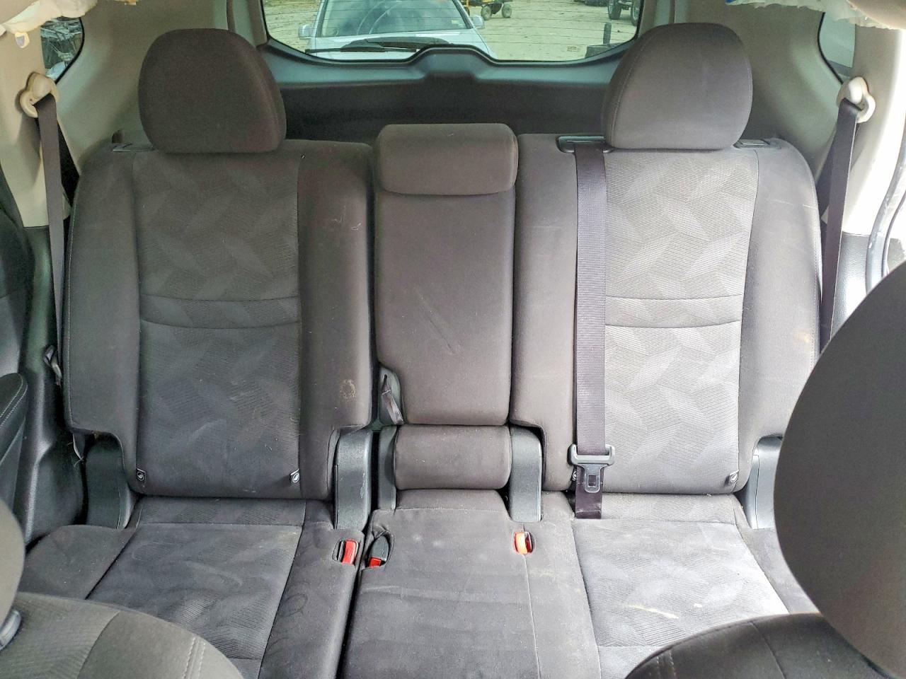 2016 NISSAN ROGUE