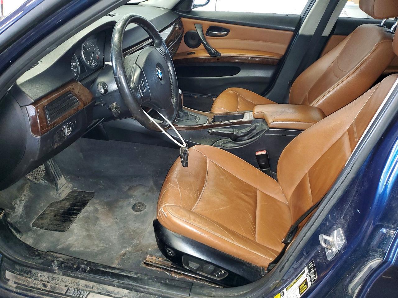 2011 BMW 3 SERIES