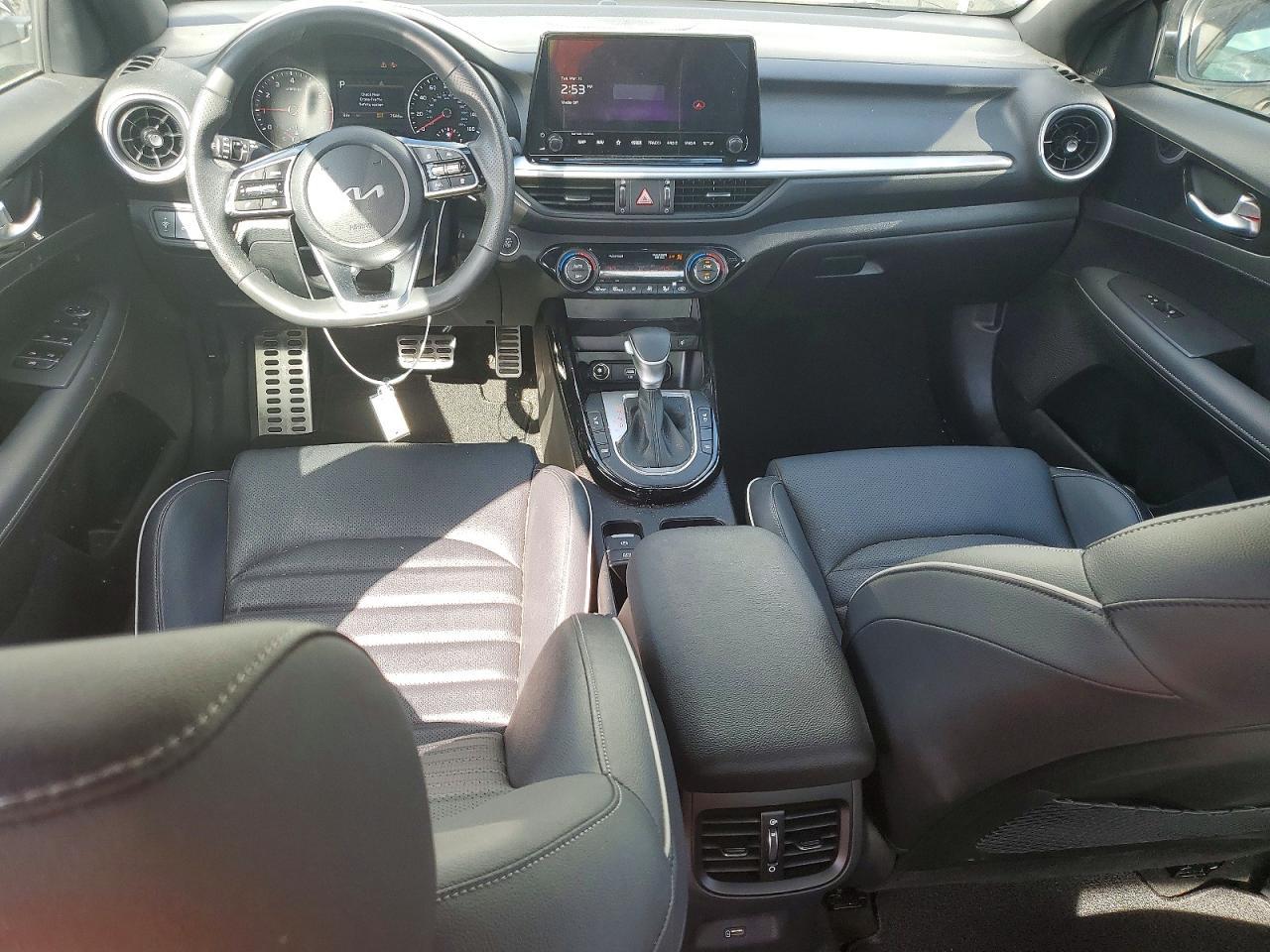 2024 KIA FORTE