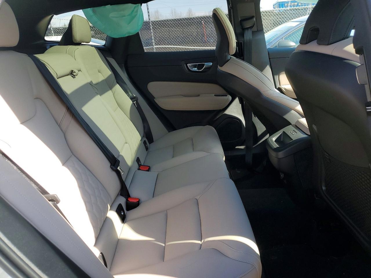 2026 VOLVO XC60