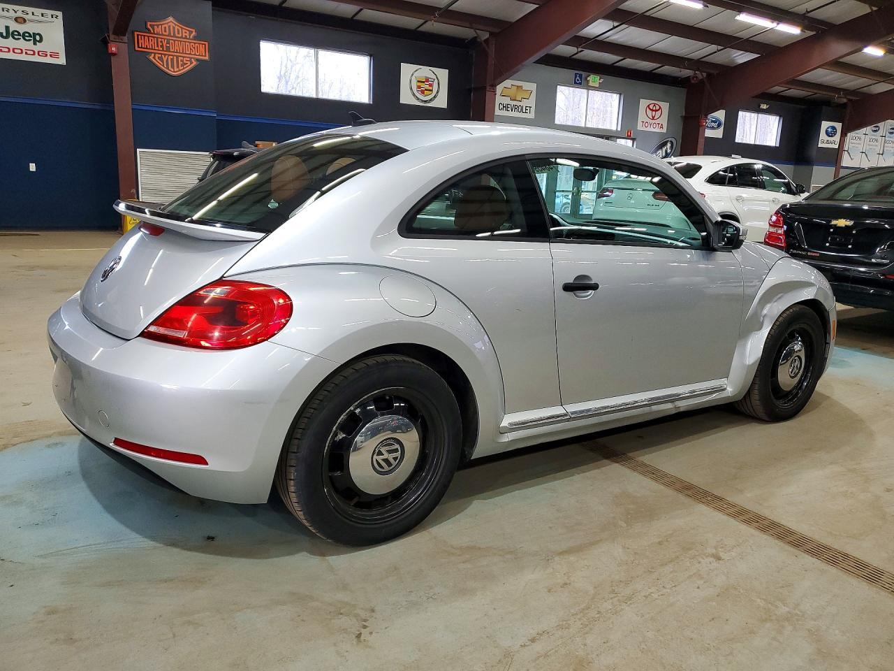 2015 VOLKSWAGEN Beetle