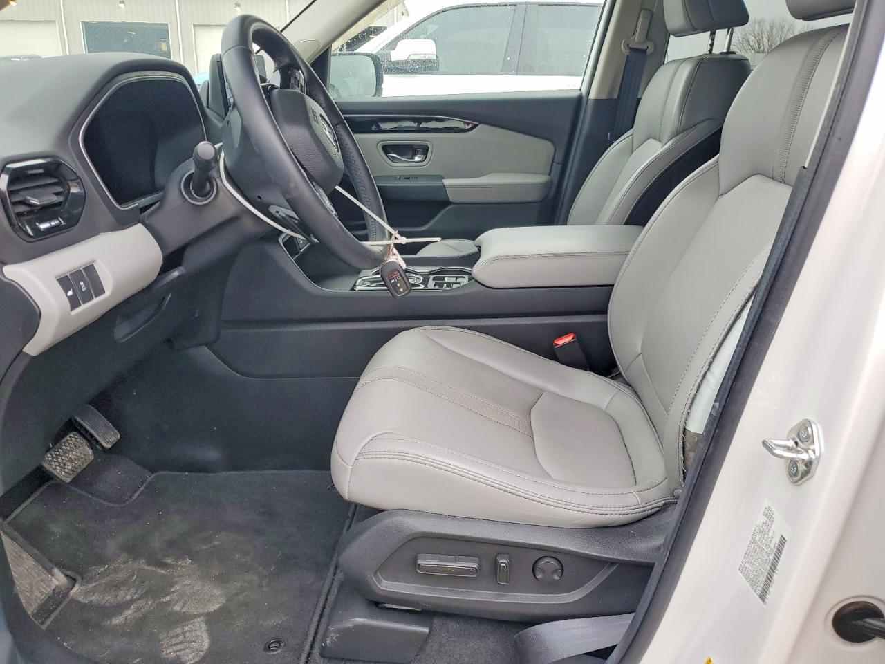 2025 HONDA PILOT