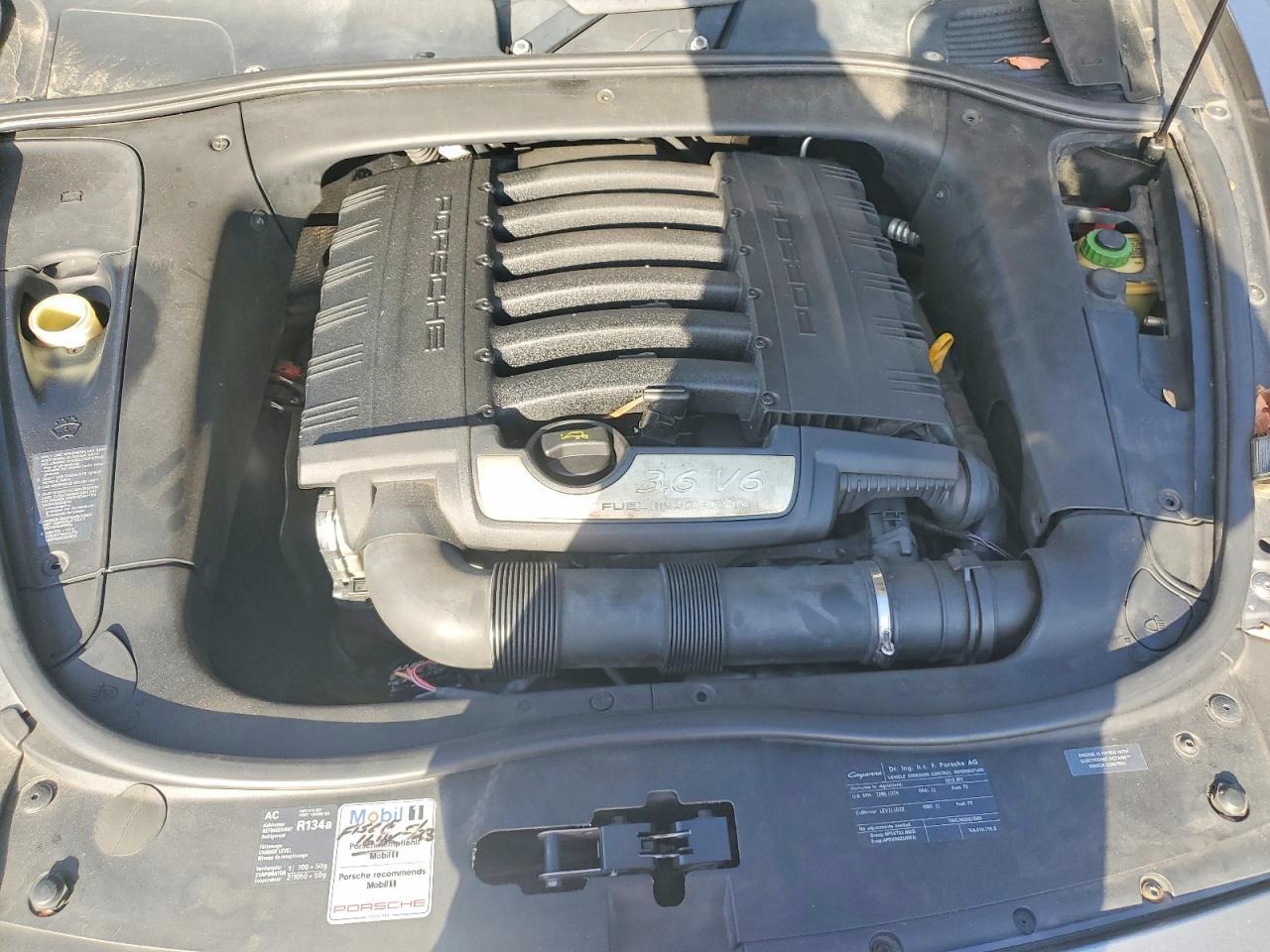 2010 PORSCHE CAYENNE