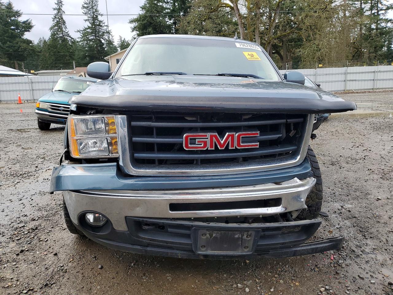 2010 GMC Sierra