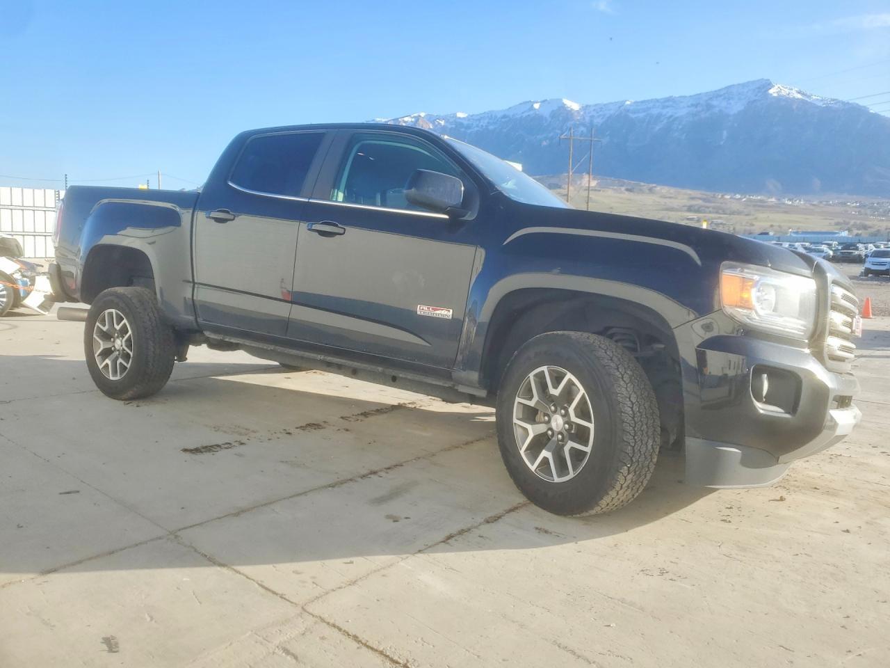 2017 GMC CANYON