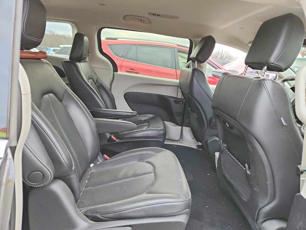 2022 CHRYSLER Pacifica