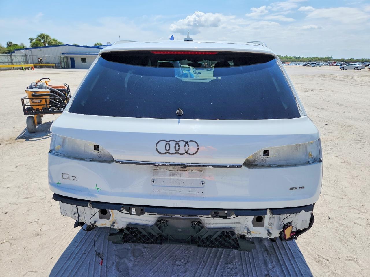 2021 AUDI Q7