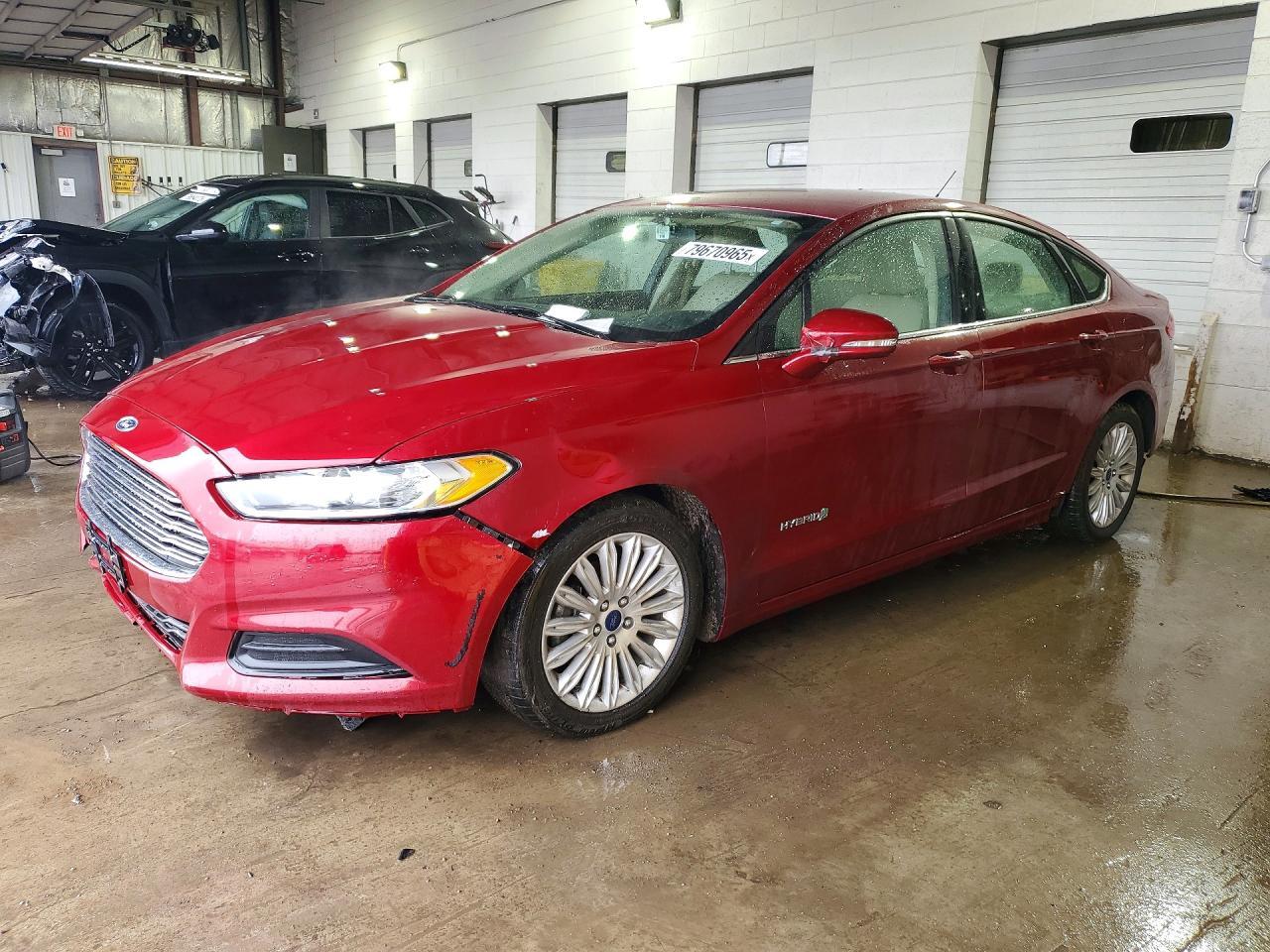 2016 FORD FUSION