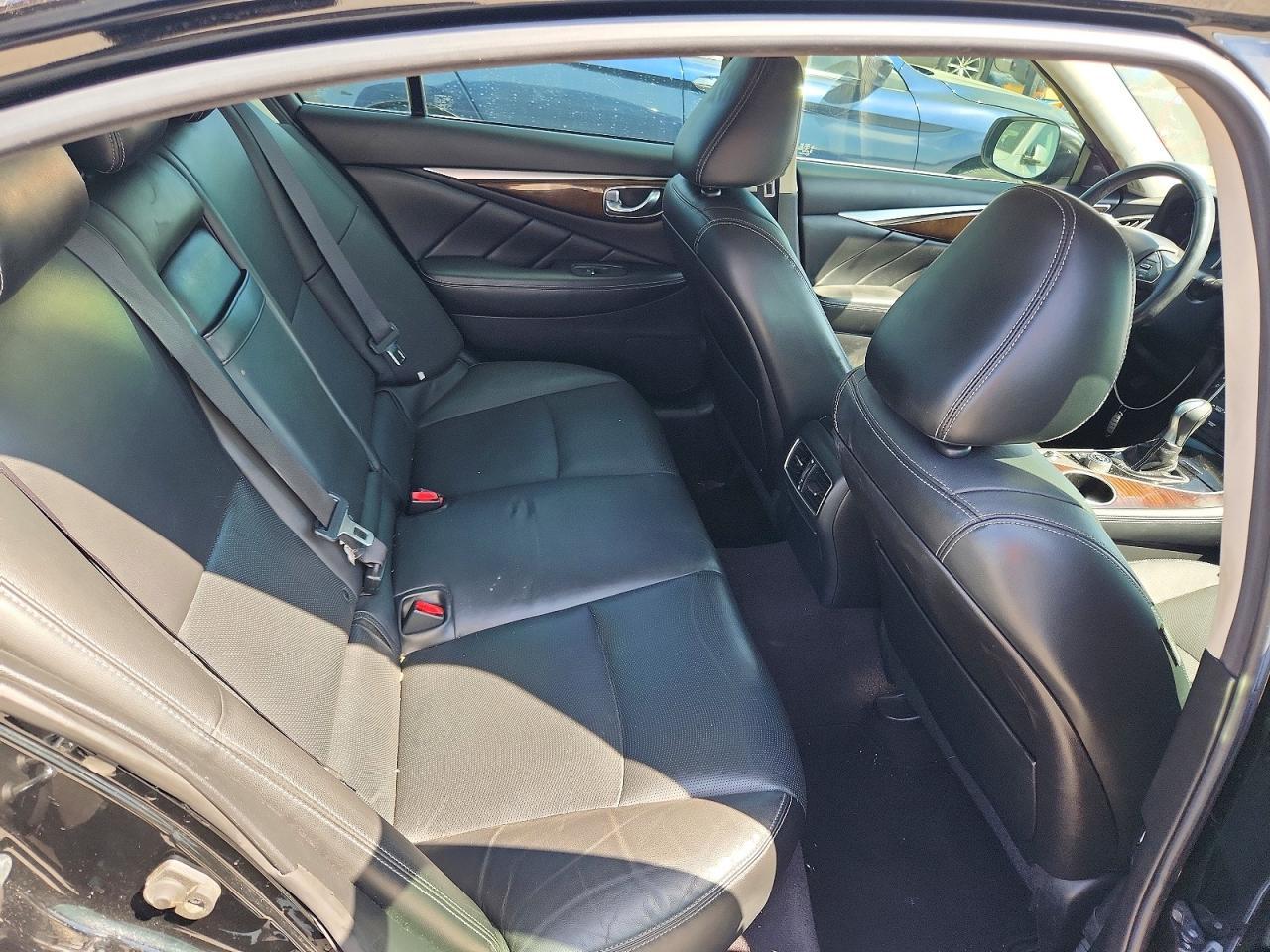 2016 INFINITI Q50
