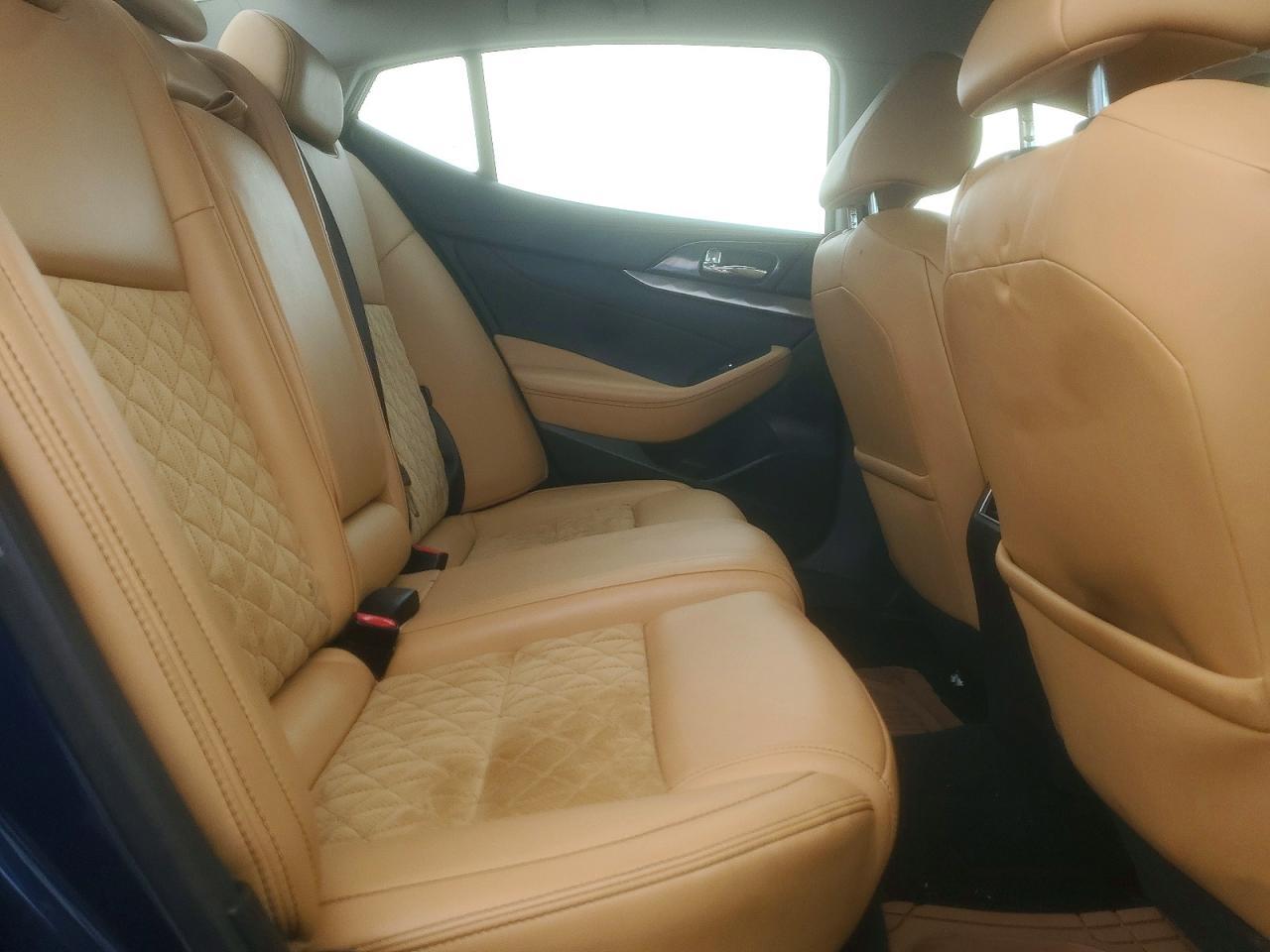 2017 NISSAN Maxima