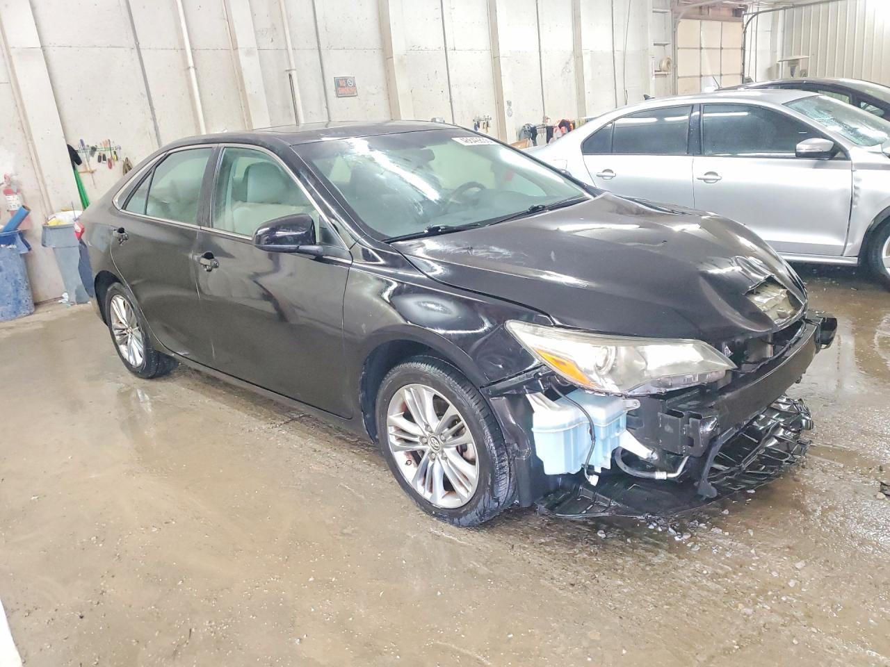 2015 TOYOTA CAMRY