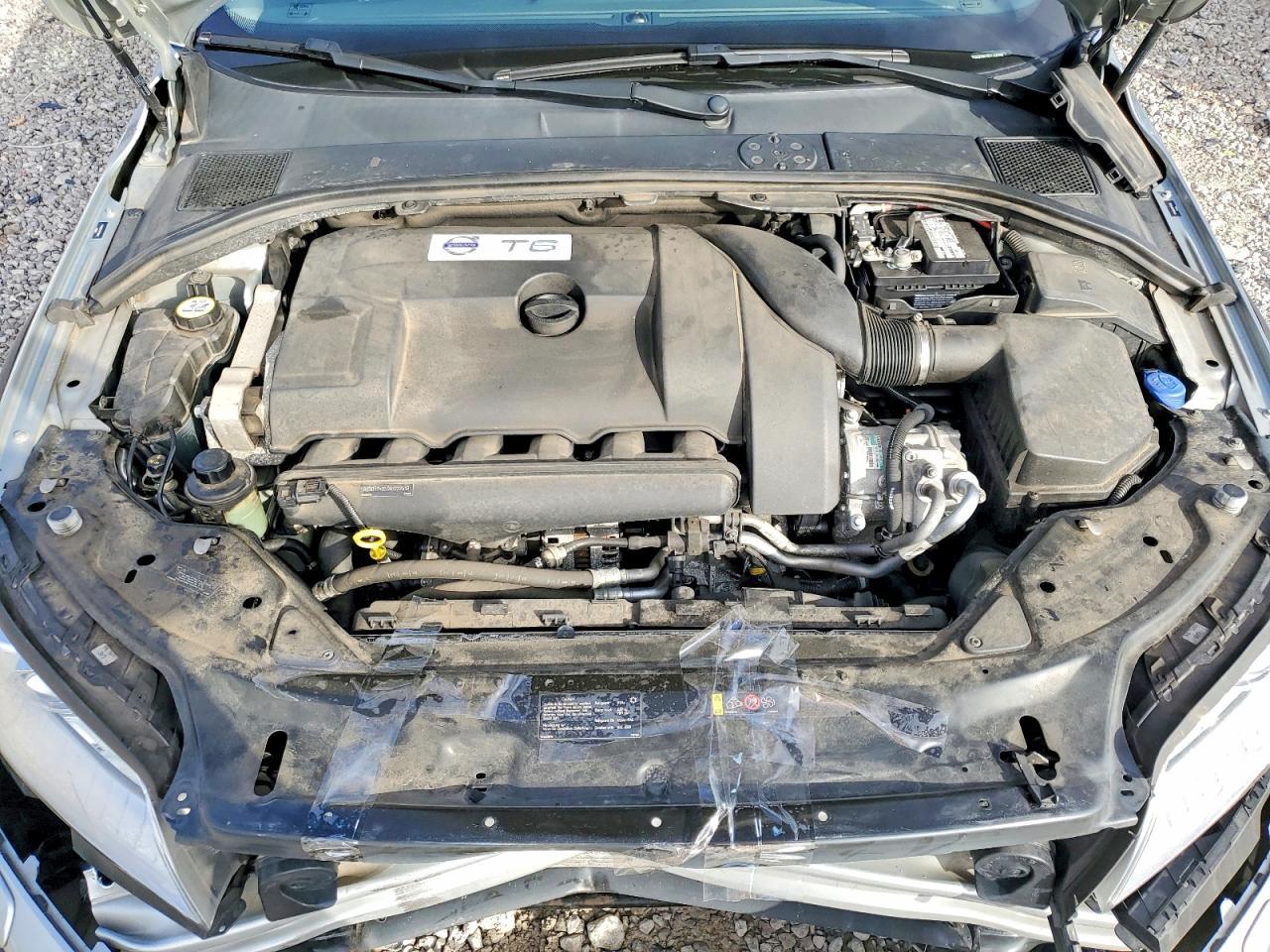 2013 VOLVO XC70