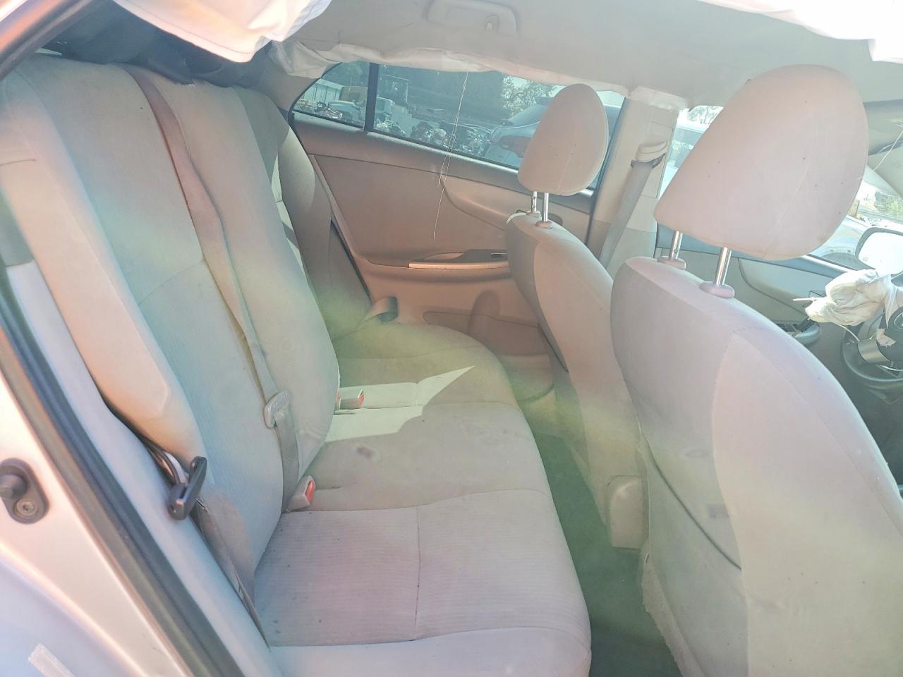 2010 TOYOTA Cor