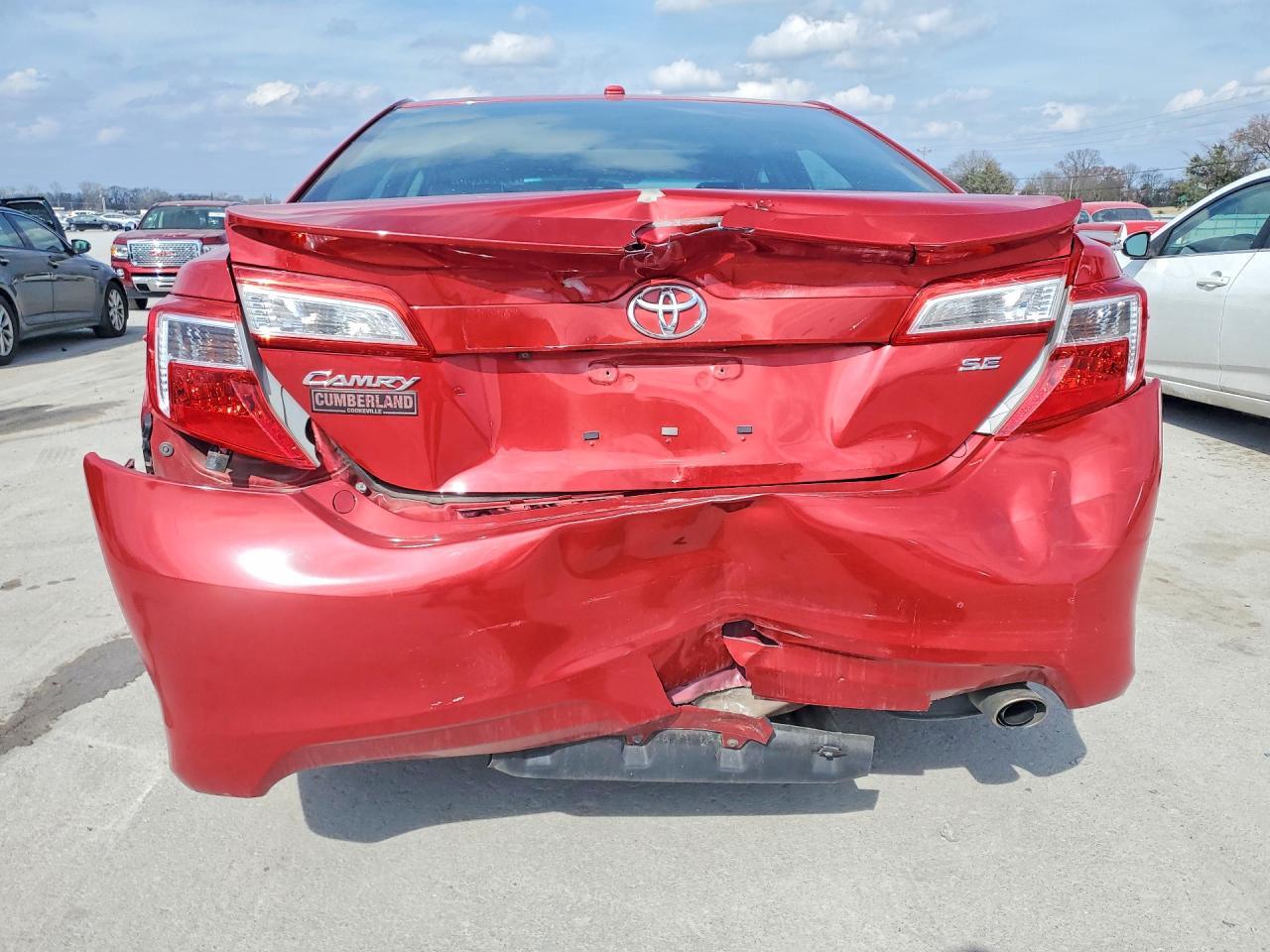 2014 TOYOTA CAMRY