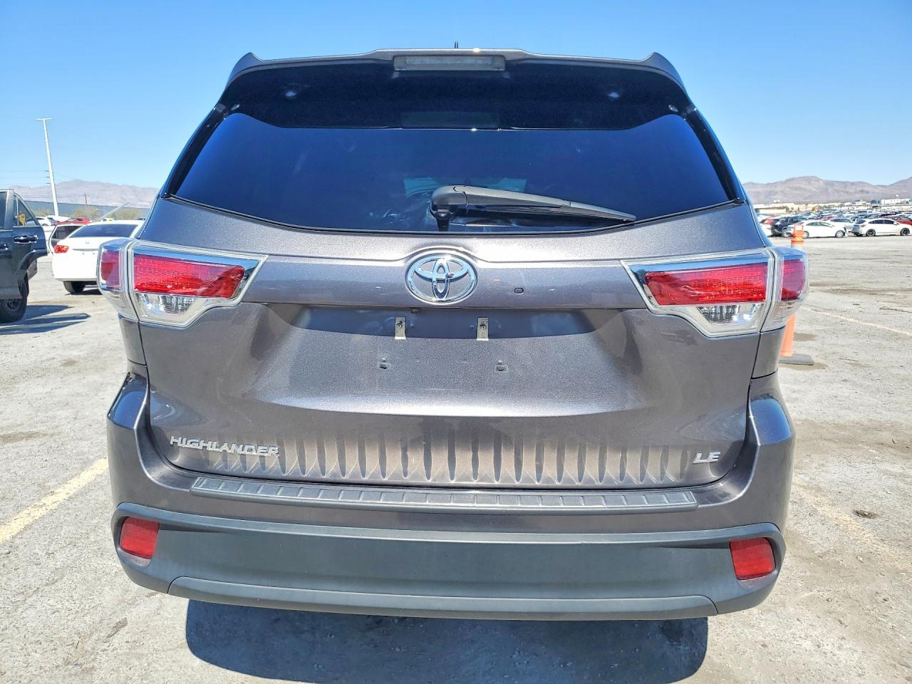 2016 TOYOTA HIGHLANDER