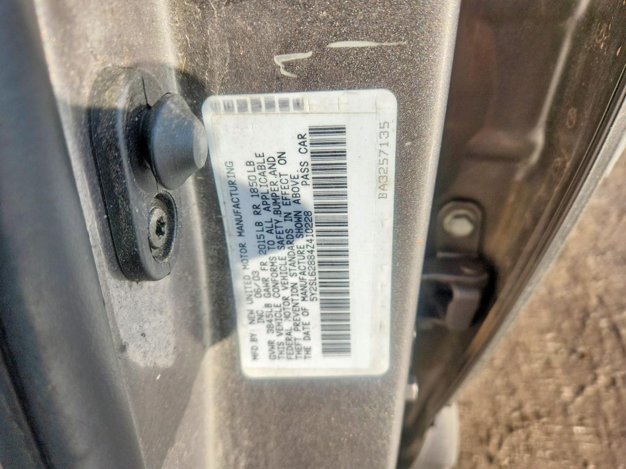 2004 PONTIAC VIBE