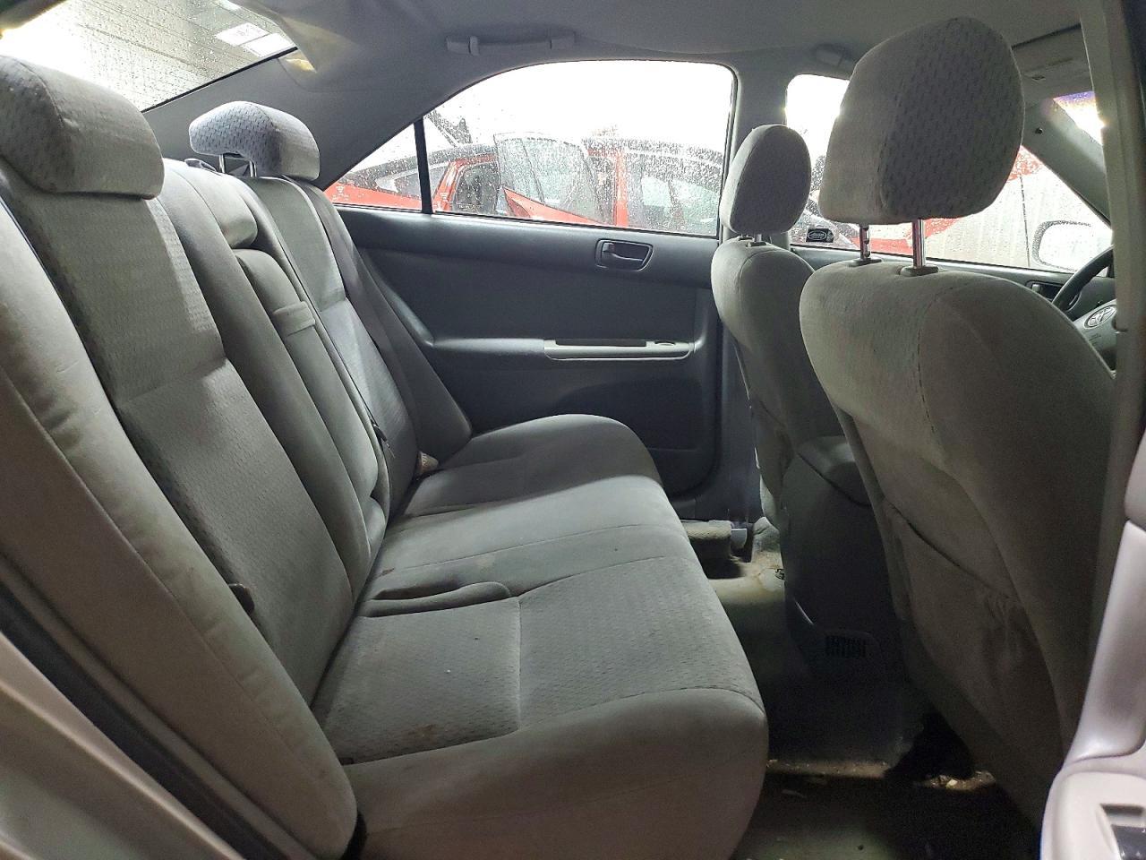 2004 TOYOTA CAMRY