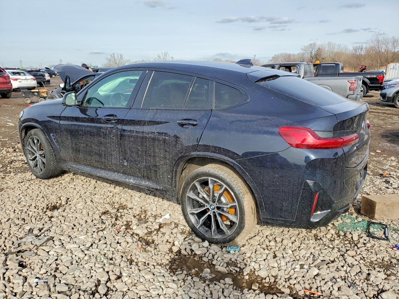 2022 BMW X4