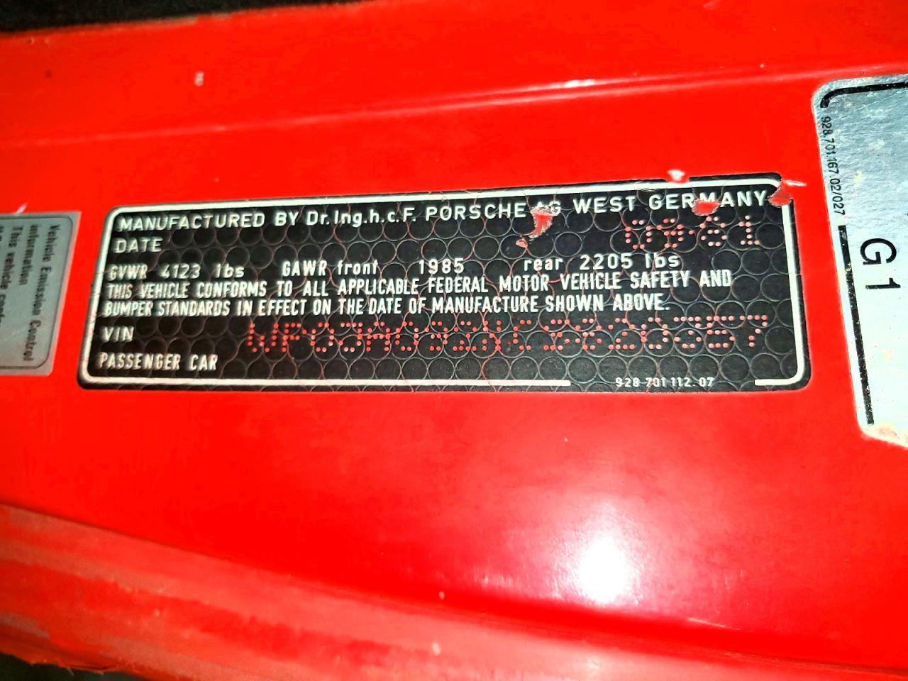 1982 PORSCHE 928