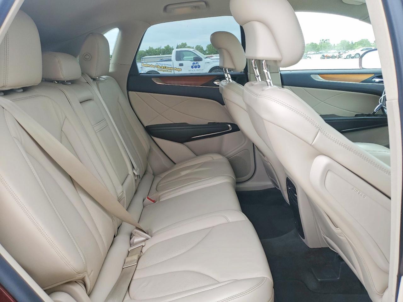 2017 LINCOLN MKC