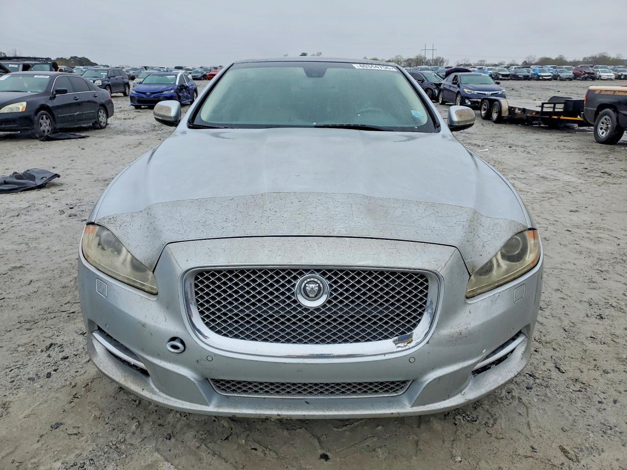 2011 JAGUAR Xj-Series