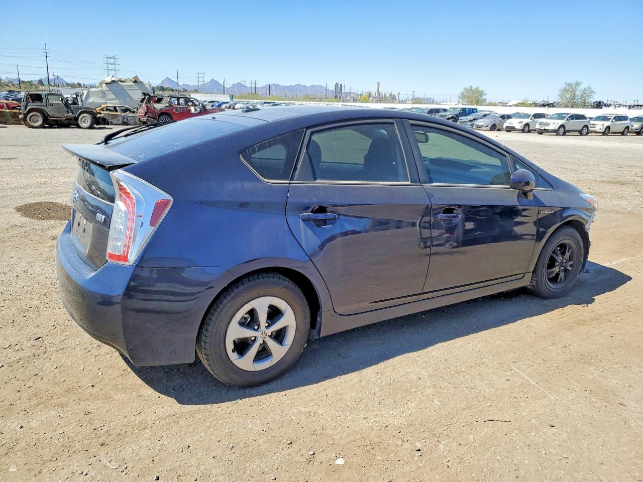 2015 TOYOTA PRIUS
