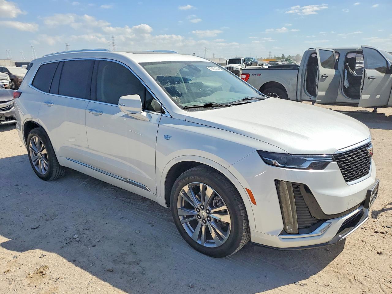 2023 CADILLAC XT6
