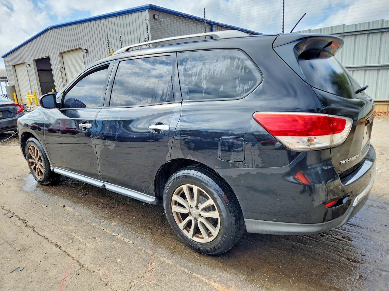 2015 NISSAN PATHFINDER