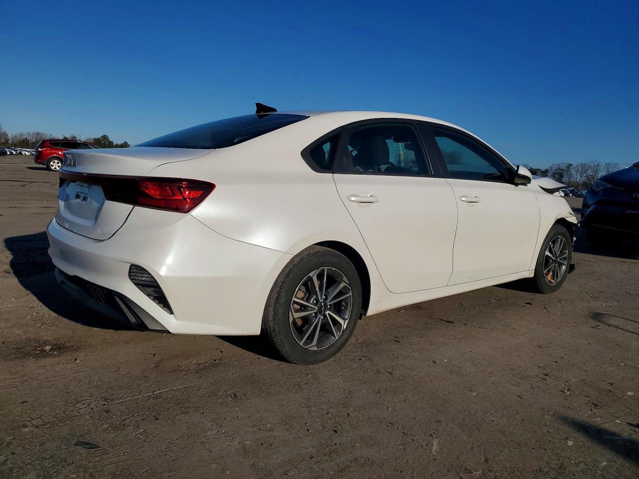 2024 KIA FORTE