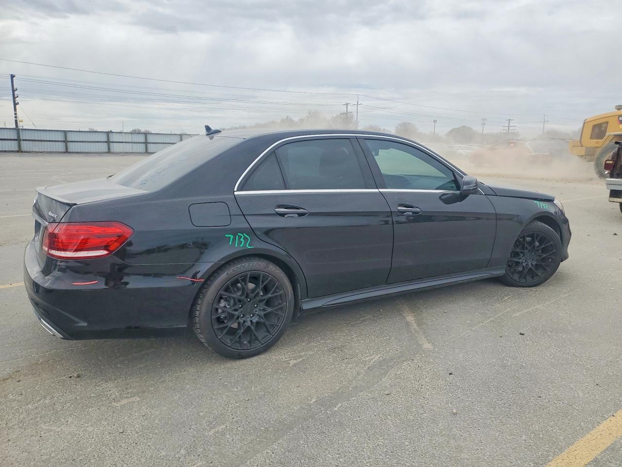 2015 MERCEDES-BENZ E-Class