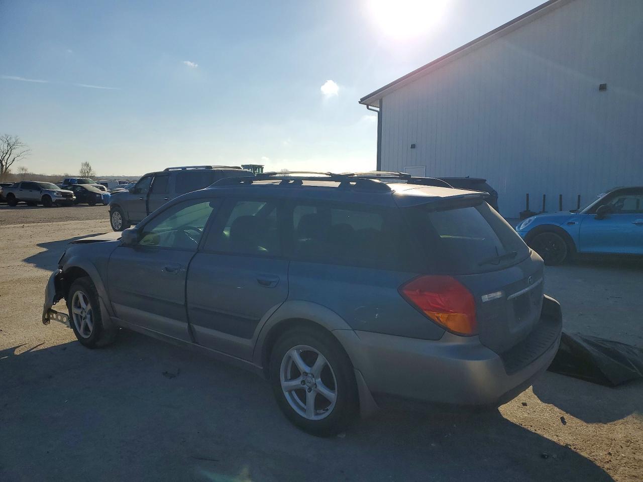 2005 SUBARU Outback