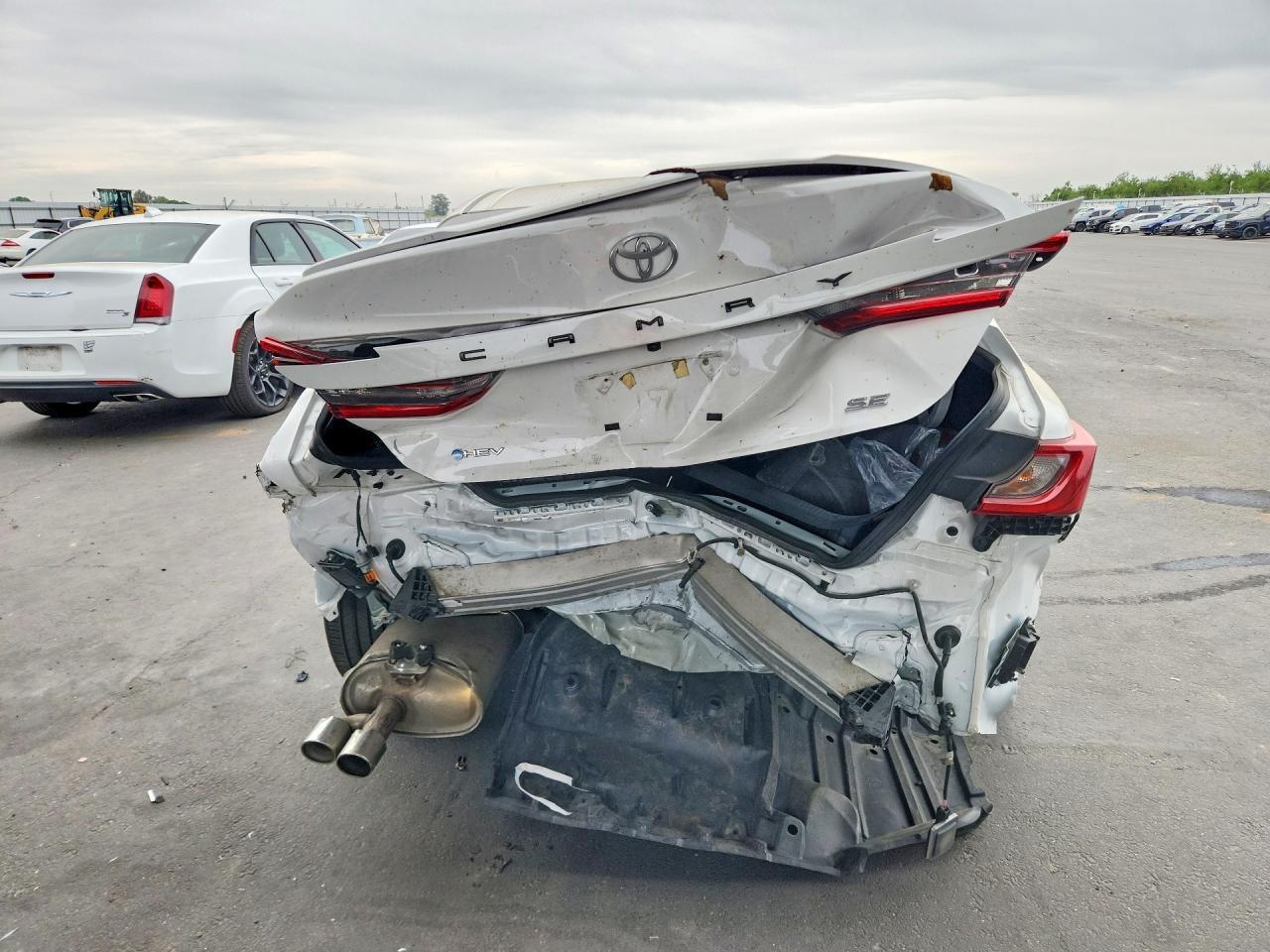 2025 TOYOTA CAMRY