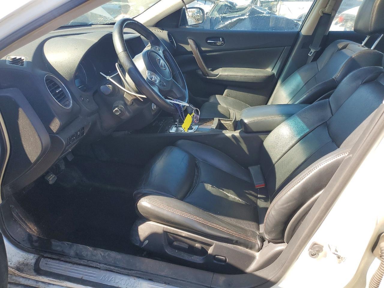 2014 NISSAN Maxima