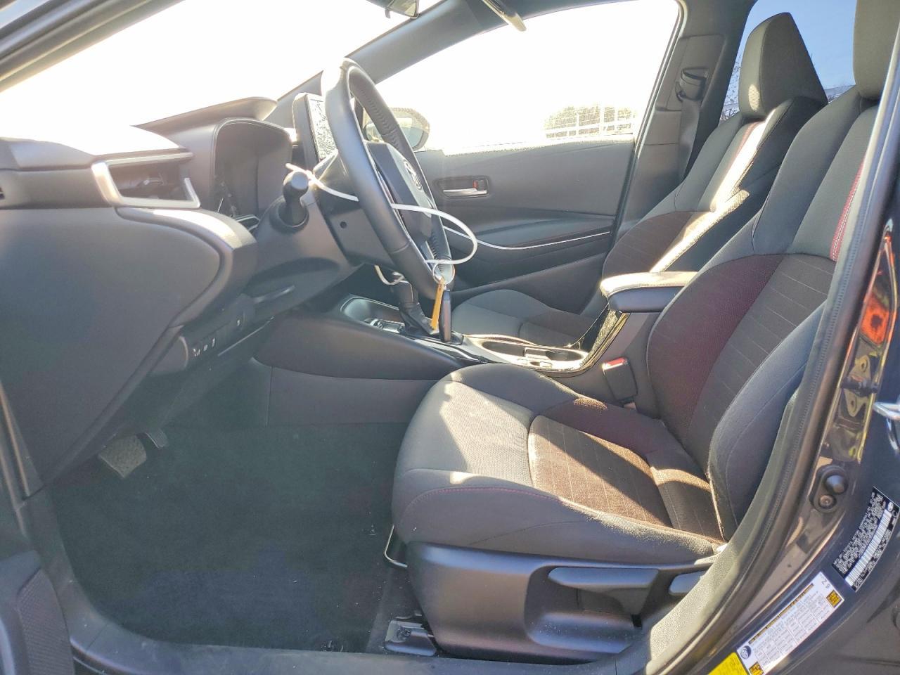 2025 TOYOTA COROLLA