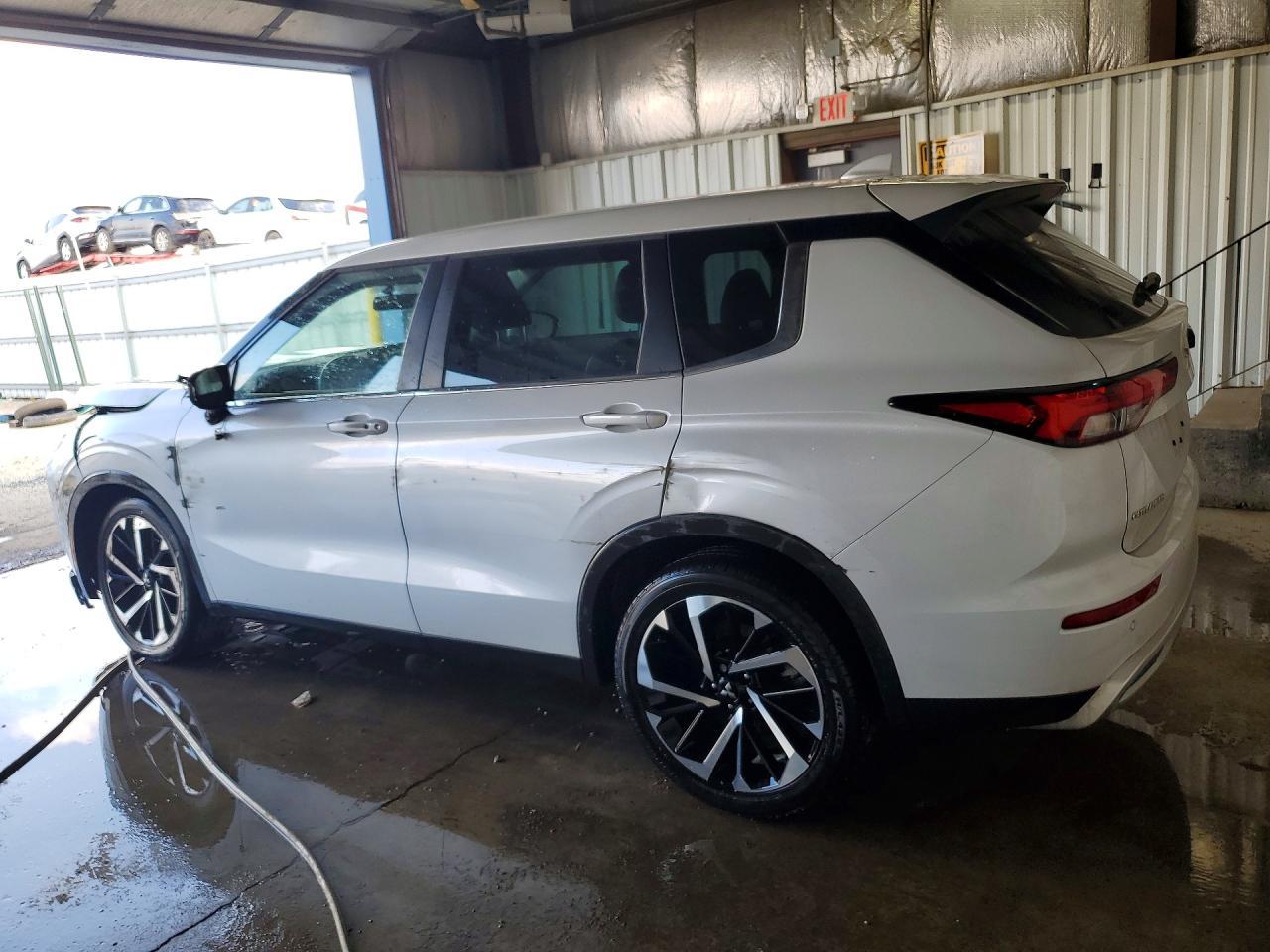 2023 MITSUBISHI outlander