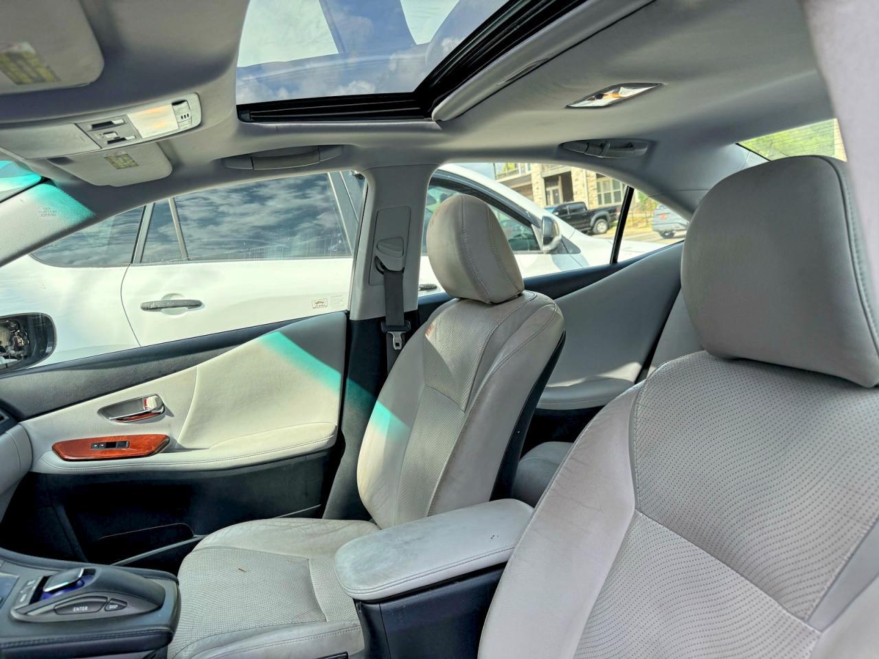 2011 LEXUS HS 250h