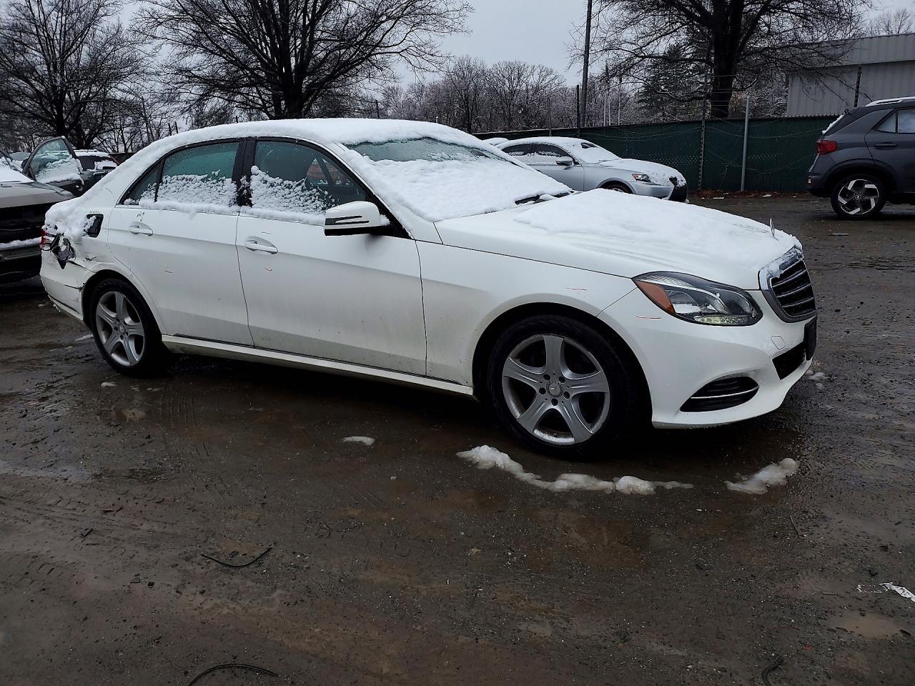 2015 MERCEDES-BENZ E-Class