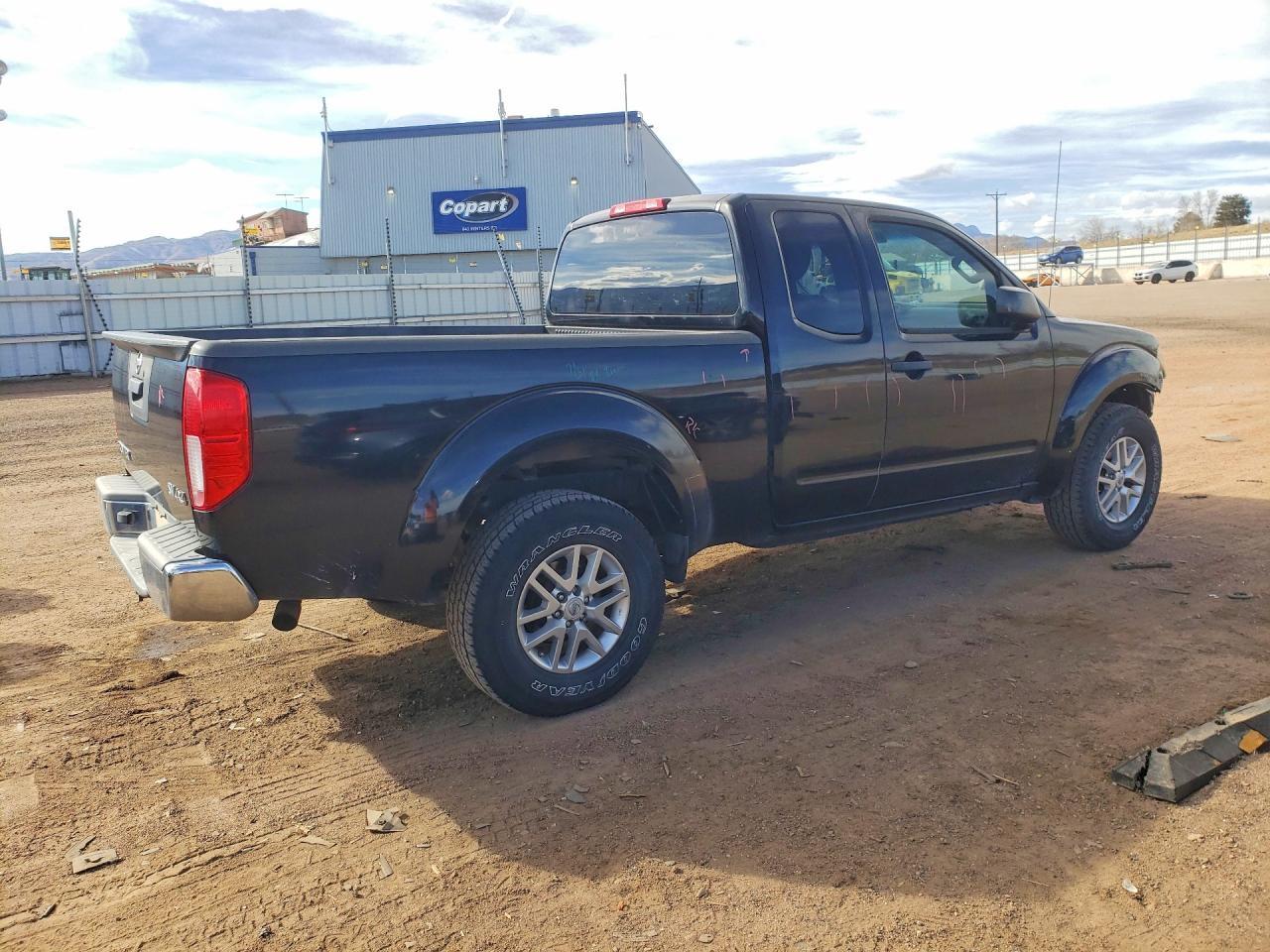 2014 NISSAN Frontier