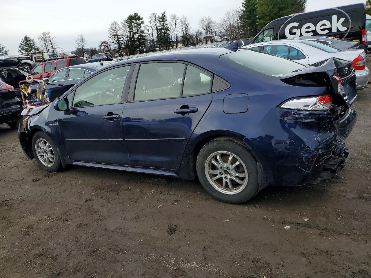 2021 TOYOTA COROLLA