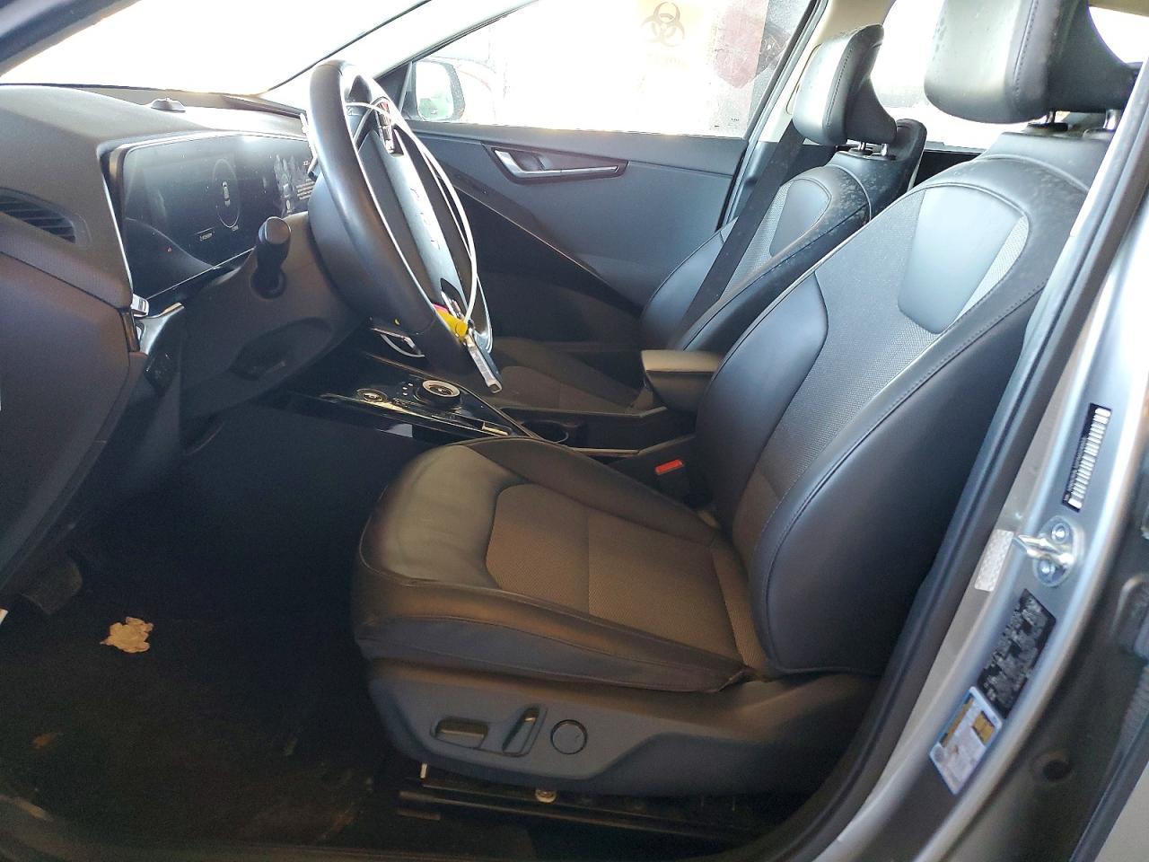 2023 KIA Niro