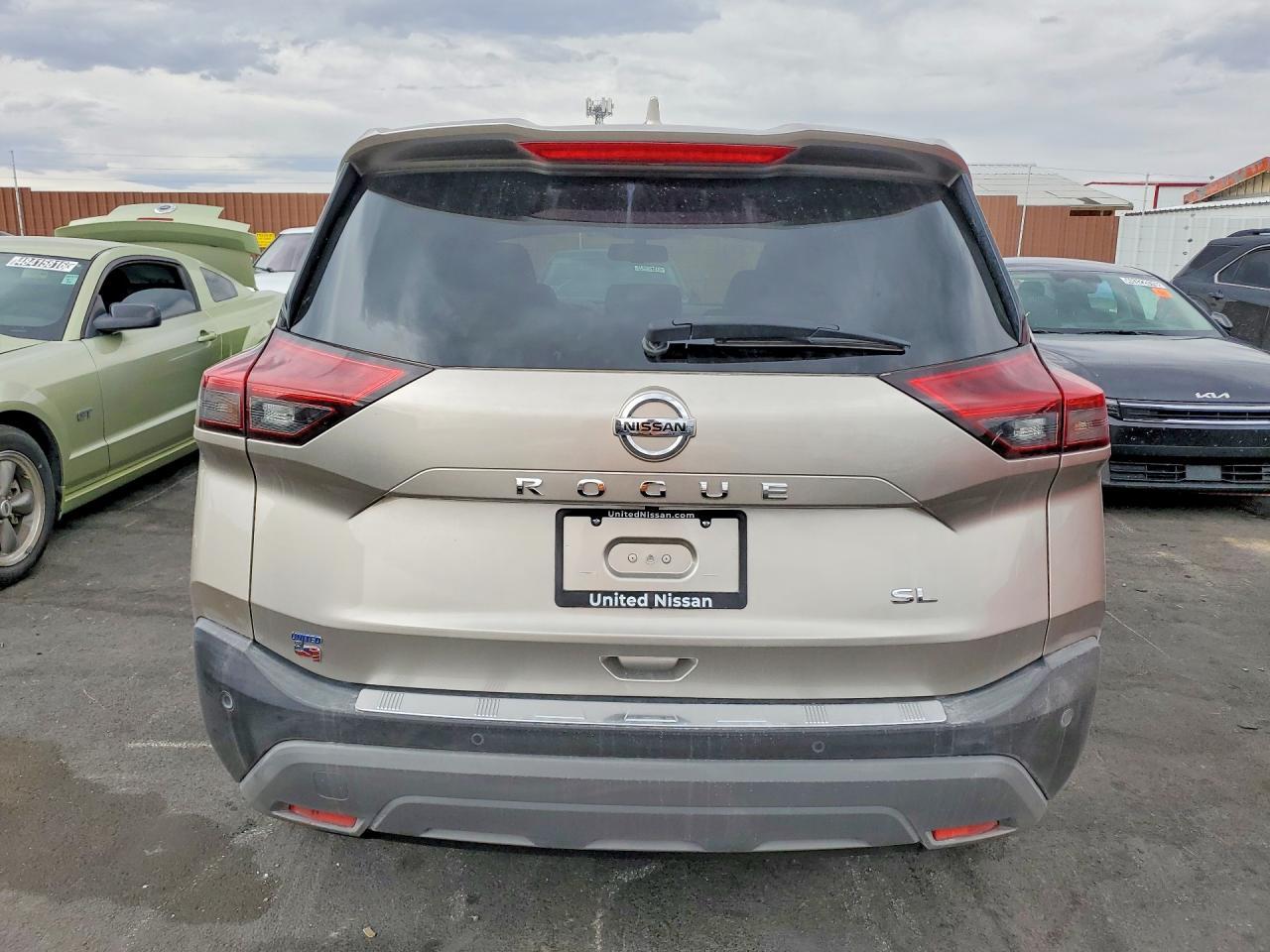 2021 NISSAN ROGUE