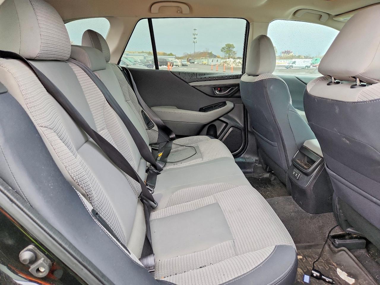 2021 SUBARU Outback