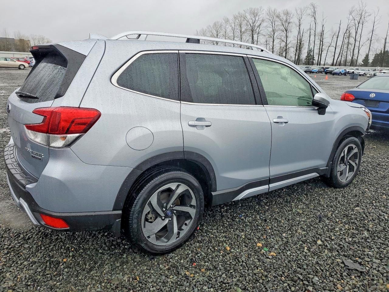 2023 SUBARU FORESTER