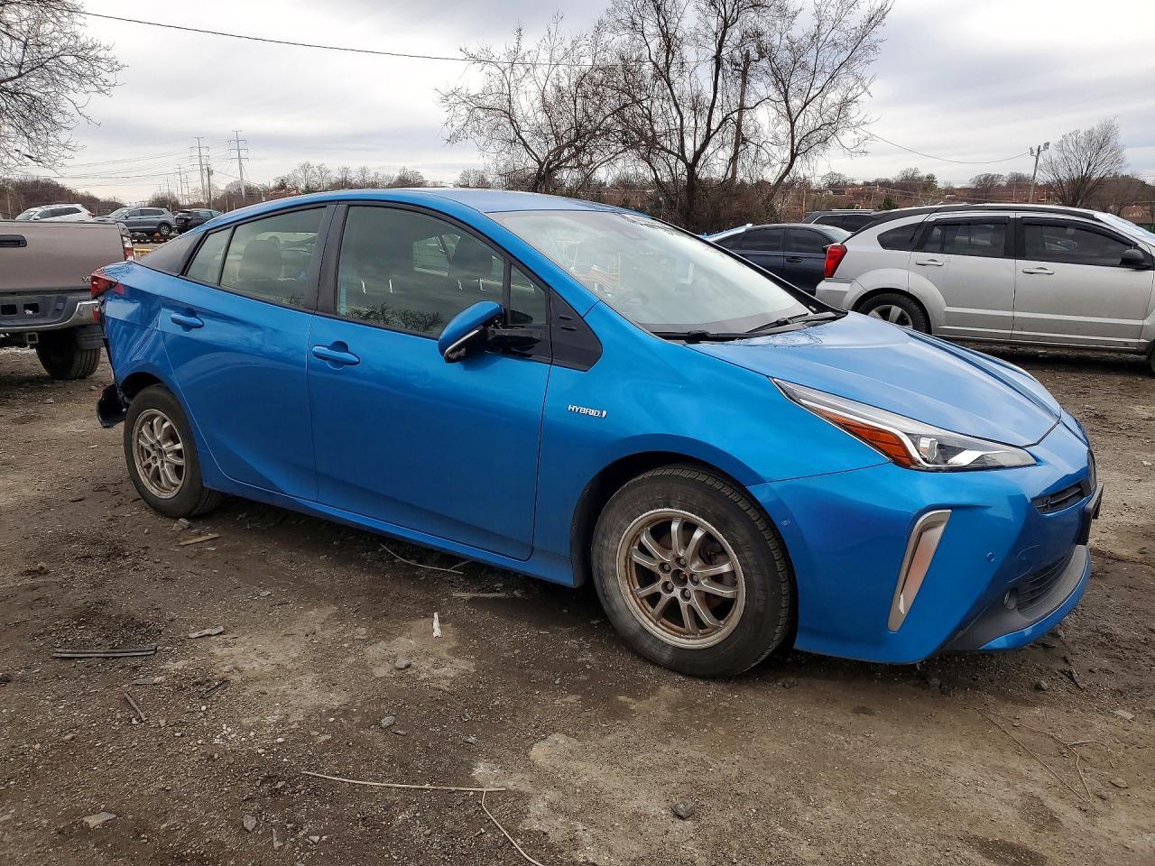 2019 TOYOTA PRIUS